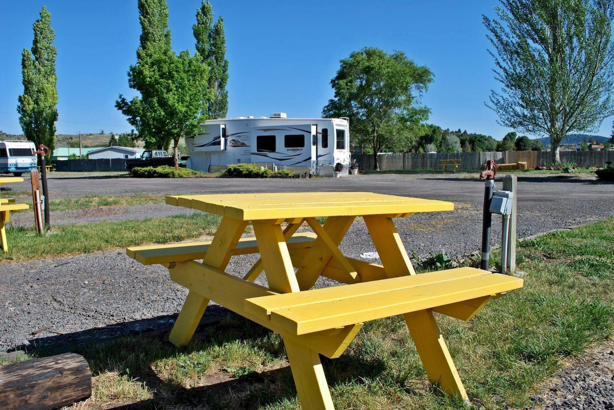 Oregon Motel 8 And Rv Park Klamath Falls Dış mekan fotoğraf