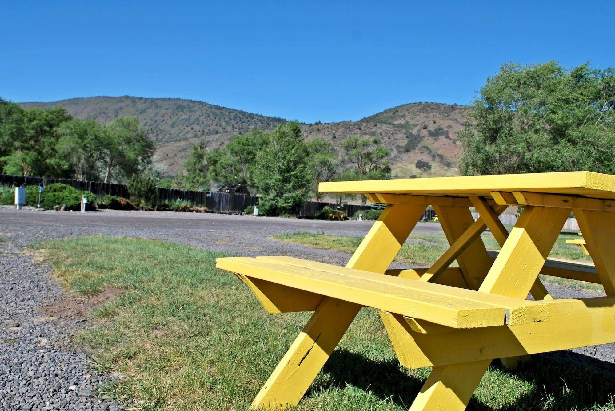 Oregon Motel 8 And Rv Park Klamath Falls Dış mekan fotoğraf