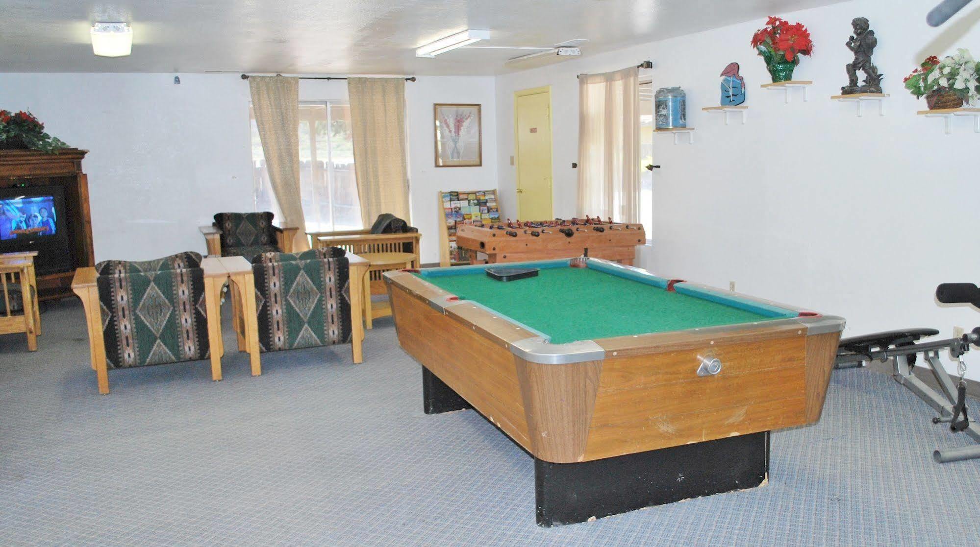 Oregon Motel 8 And Rv Park Klamath Falls Dış mekan fotoğraf